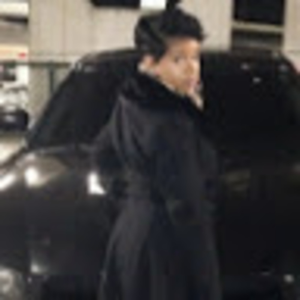 Meet your Posher, Zakia